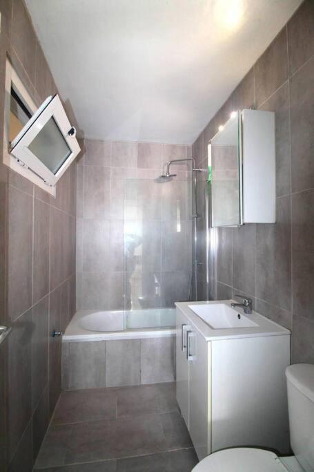 Appartement Flat Close To Old Town And Beach